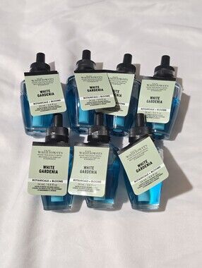 NWT White Barn Wallflowers Home Fragrance Refill Parfum White Gardenia 7pcs